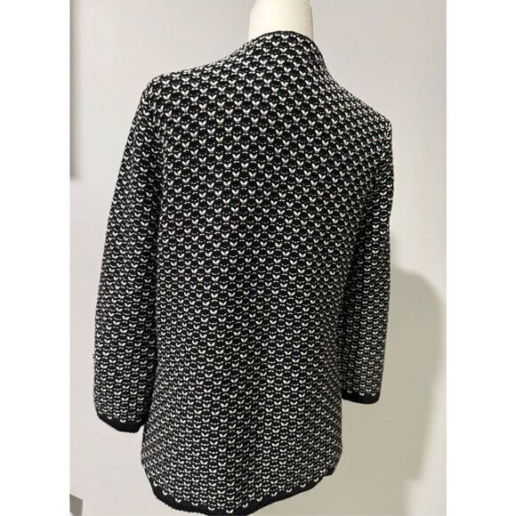 White House black market black white chunky knit crochet heavy silver button swe - Picture 5 of 7